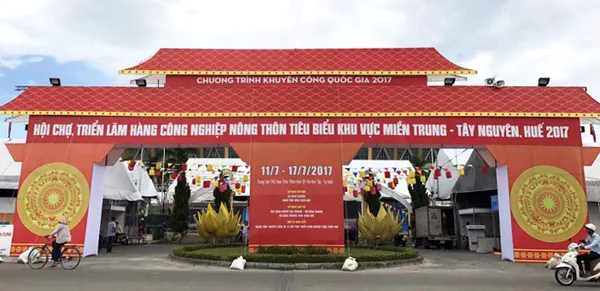 An Opening Ceremony: Exhibition Fair of typical rural industrial products in the Central Region - Central Highlands 2017.