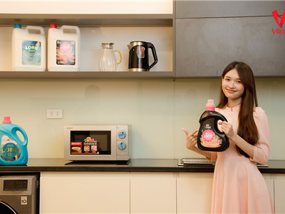 Nước Xả Vải Sen Huyền Bí – Hương Thơm Tinh Khiết Dẫn Lối Sự Thanh Lịch